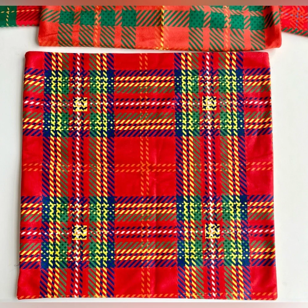 Vintage 70’s Red Plaid Multicolored Designs Zippered Pillow Case Covers Set Of 4 - Picture 5 of 7